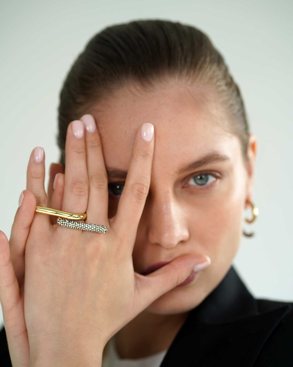 Onika Pave Ring Gold
